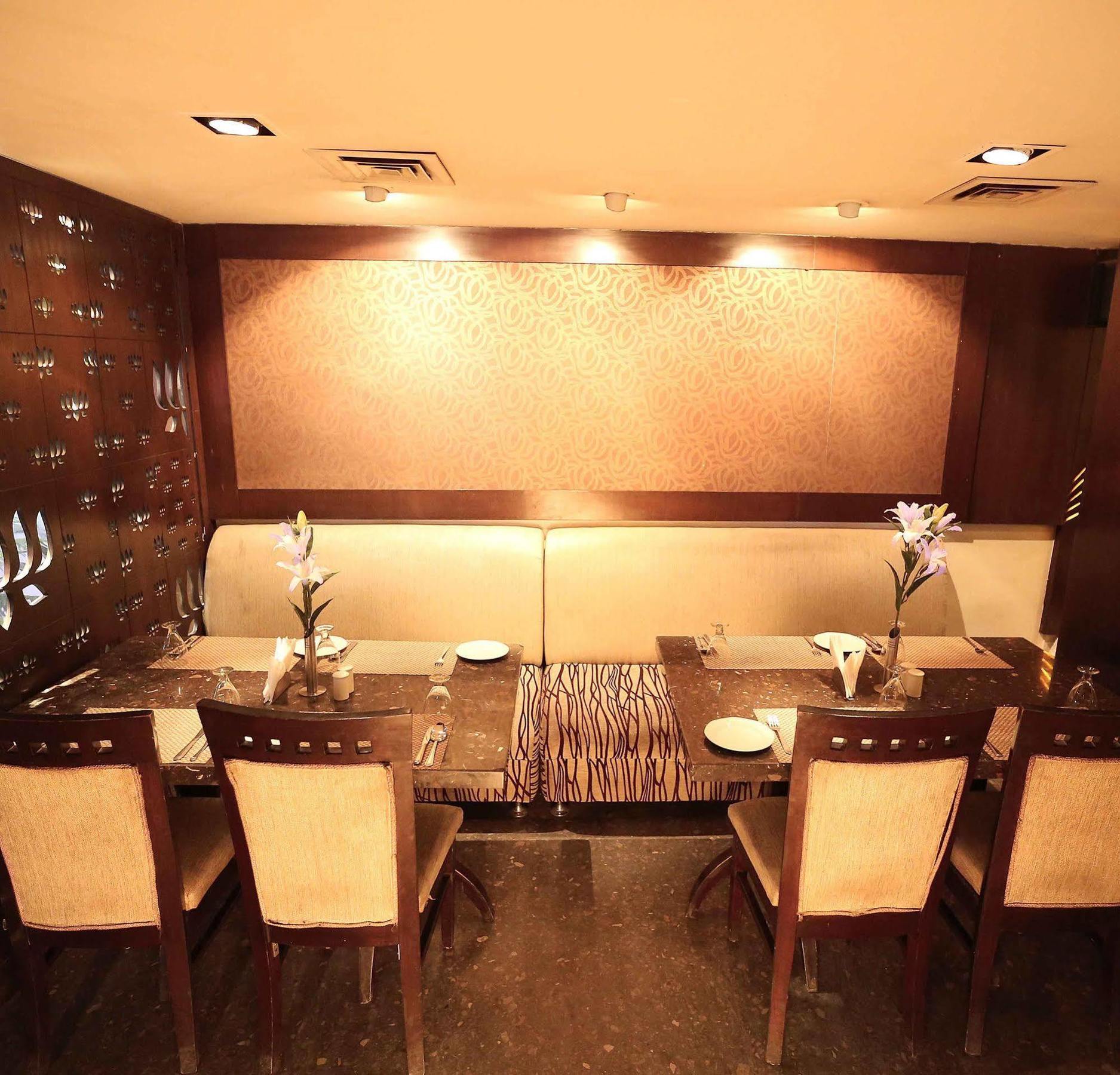 Hotel Shanti Palace West Patel Nagar New Delhi Buitenkant foto