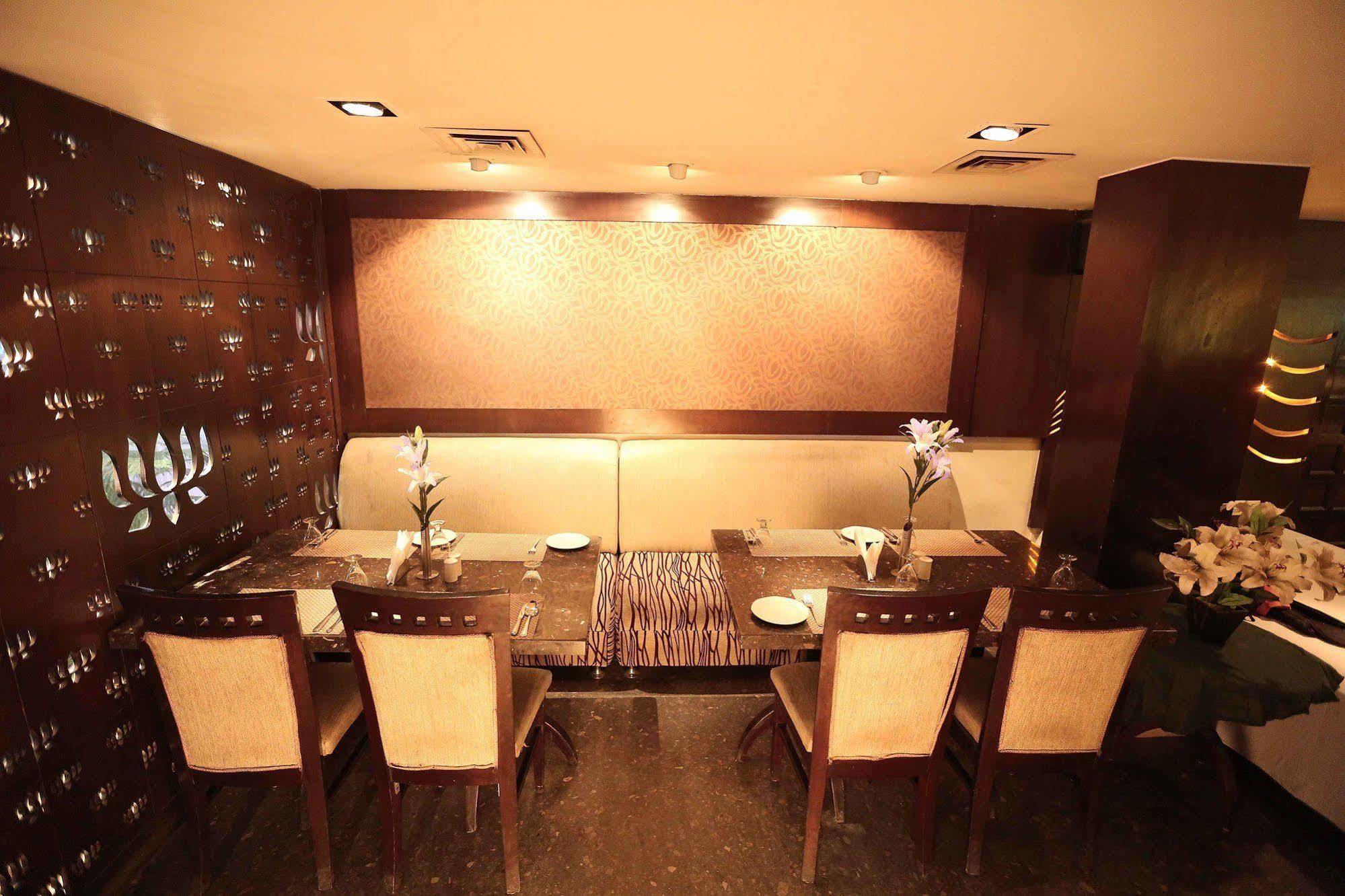 Hotel Shanti Palace West Patel Nagar New Delhi Buitenkant foto